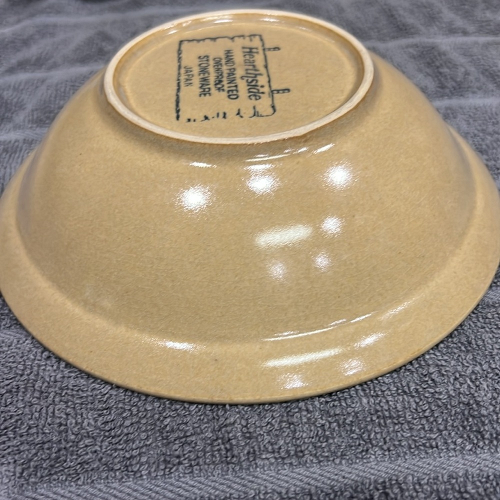 Hand painted Hearthside Stoneware Japan Brown Bowl with Dark Brown Trim - Picture 4 of 11